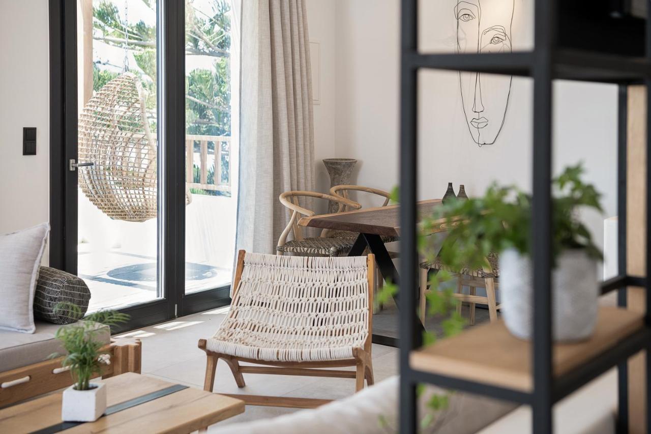 Athina Milos Suites Adamantas  Exterior foto